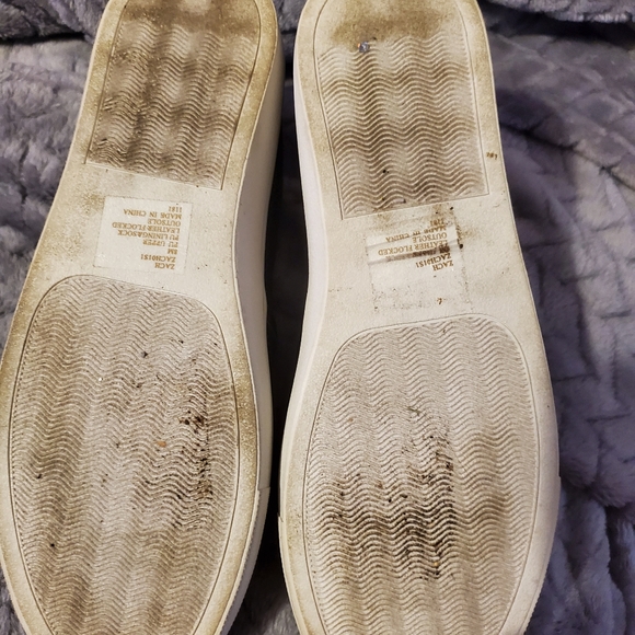 Steve Madden slip ons size 8 - Picture 3 of 3